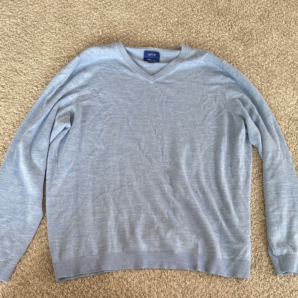 Men's Blue Sweater